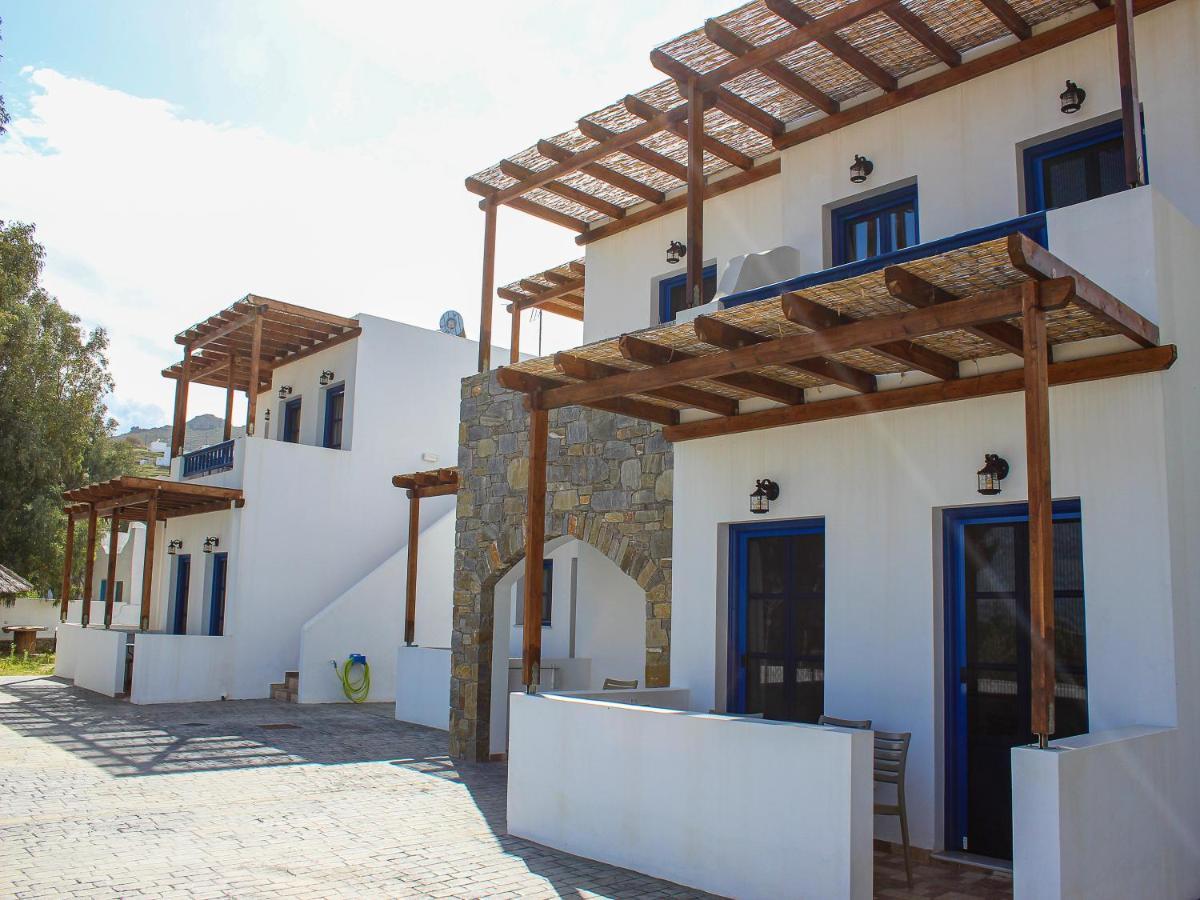 Guest house Almiriki Serifos 3*